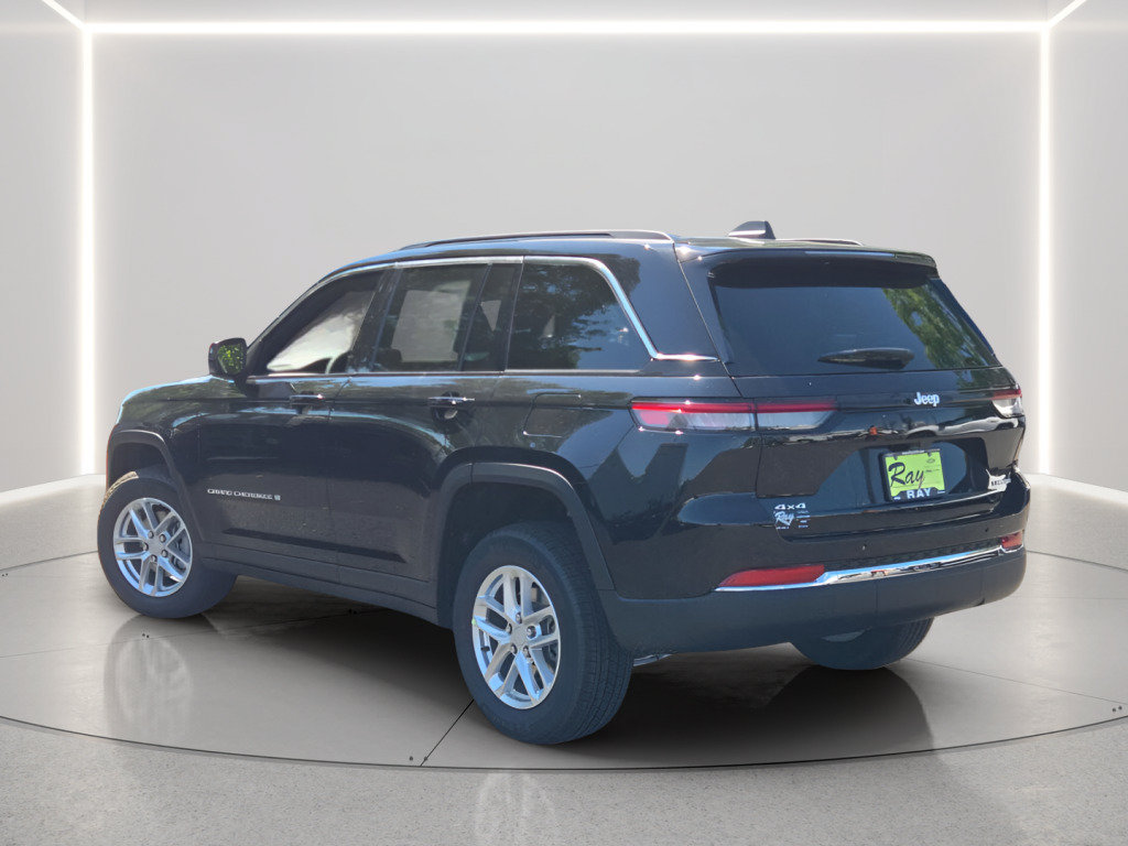 New 2026 Jeep Grand Cherokee Laredo X AWD/4WD image 8