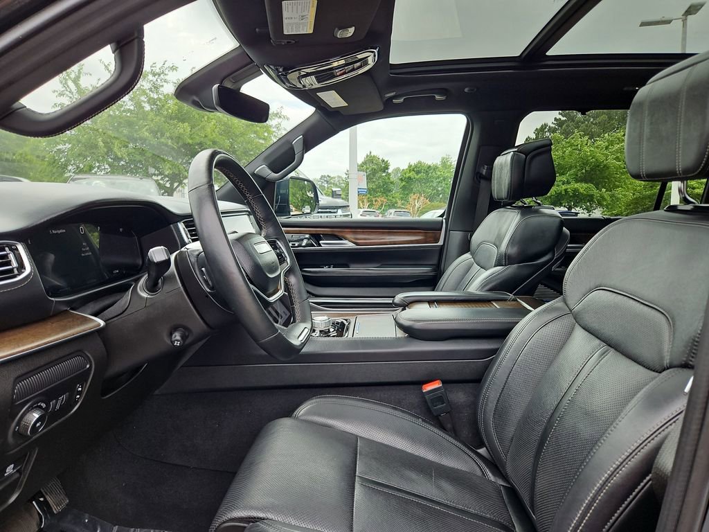 Used 2024 Jeep Grand Wagoneer L 4WD image 26