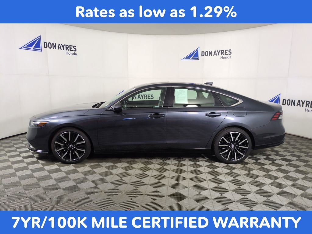 Certified 2023 Honda Accord Touring image 2