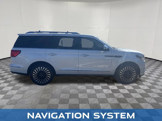 Used 2018 Lincoln Navigator Black Label w/ Cargo Package AWD/4WD image 7