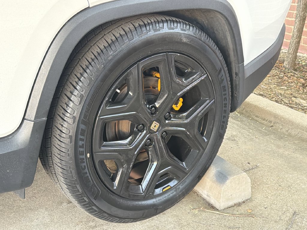 Used 2022 Rivian R1T Launch Edition AWD/4WD image 6