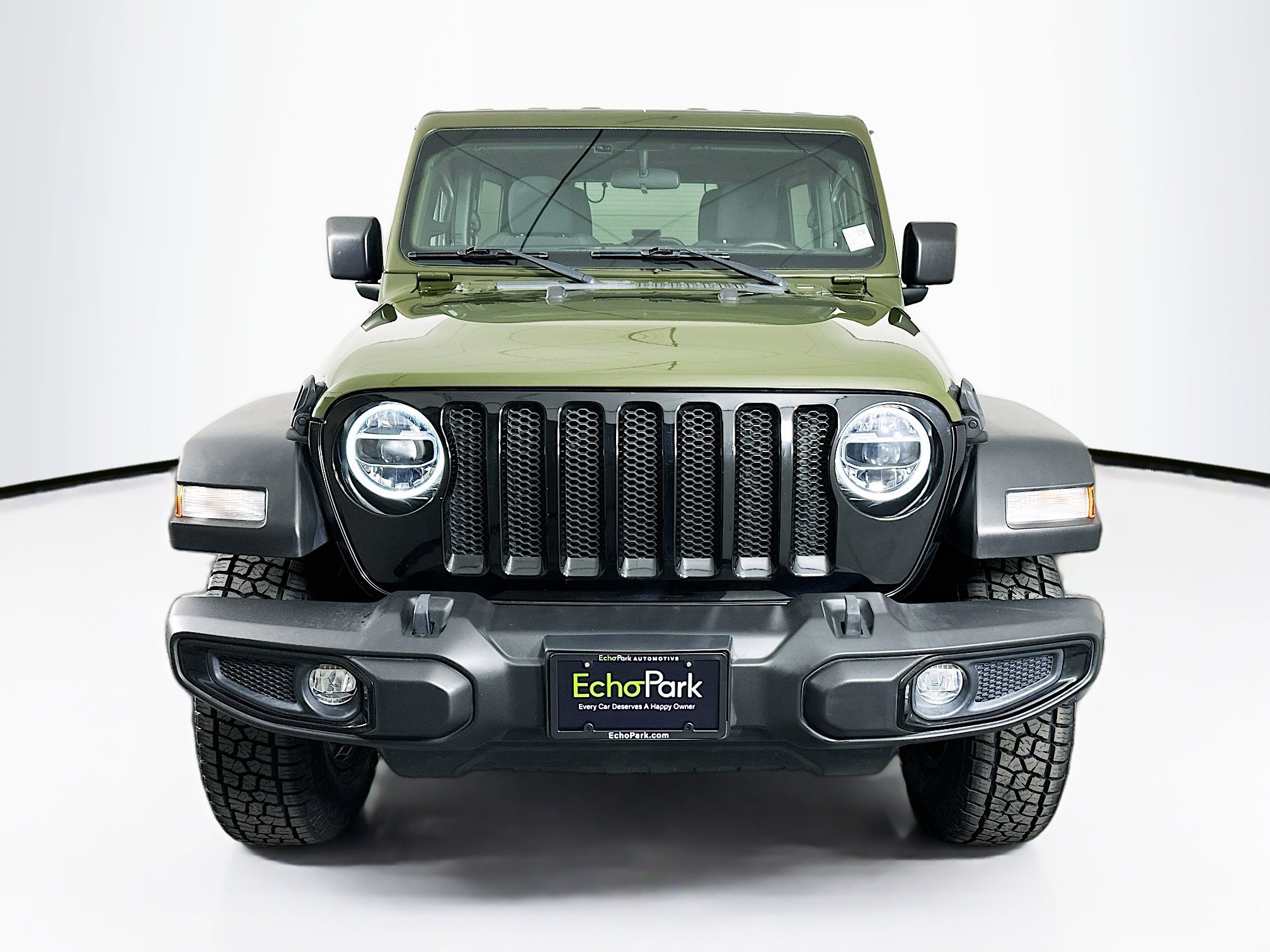 Used 2021 Jeep Wrangler Unlimited Sport AWD/4WD image 2