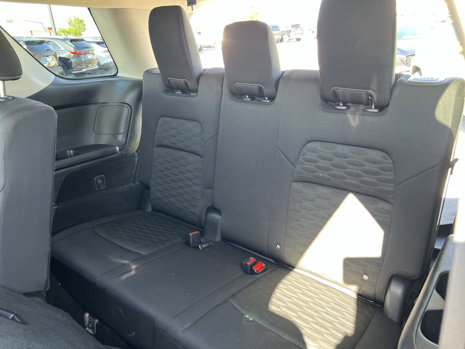 Used 2024 Nissan Pathfinder SV FWD image 32