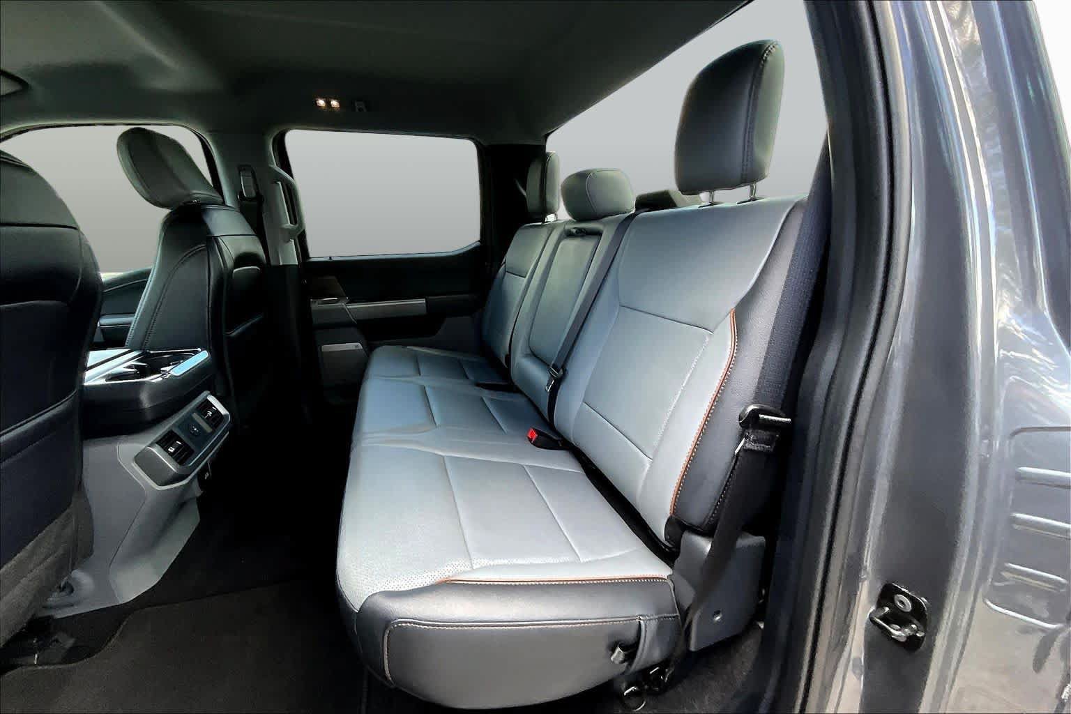 Used 2025 Ford F150 Lariat AWD/4WD image 37