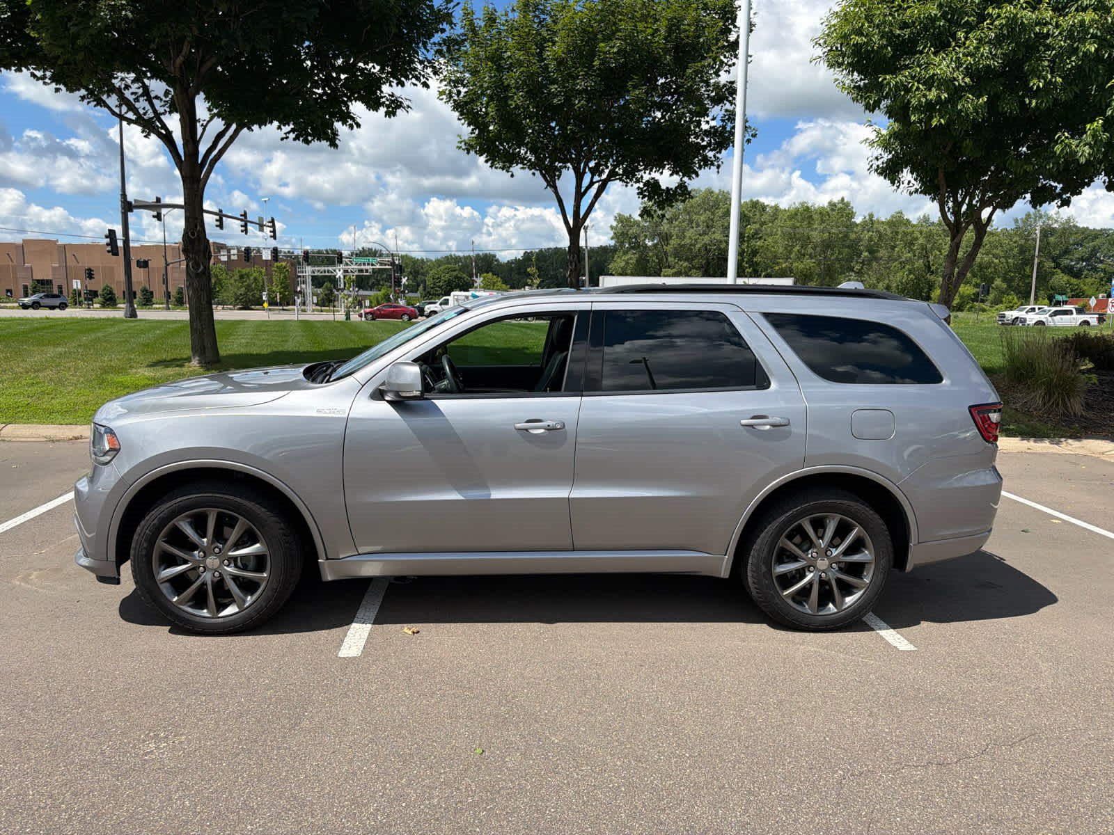 Used 2017 Dodge Durango GT w/ Premium Group AWD/4WD image 6