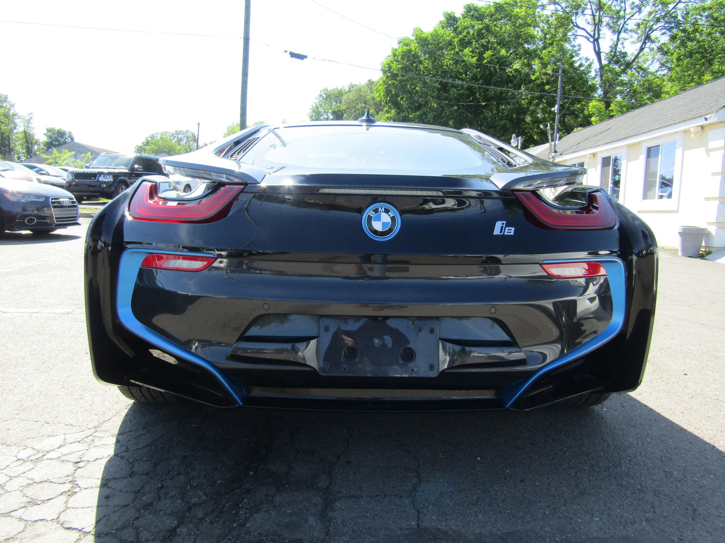 Used 2019 BMW i8 Coupe AWD/4WD image 10