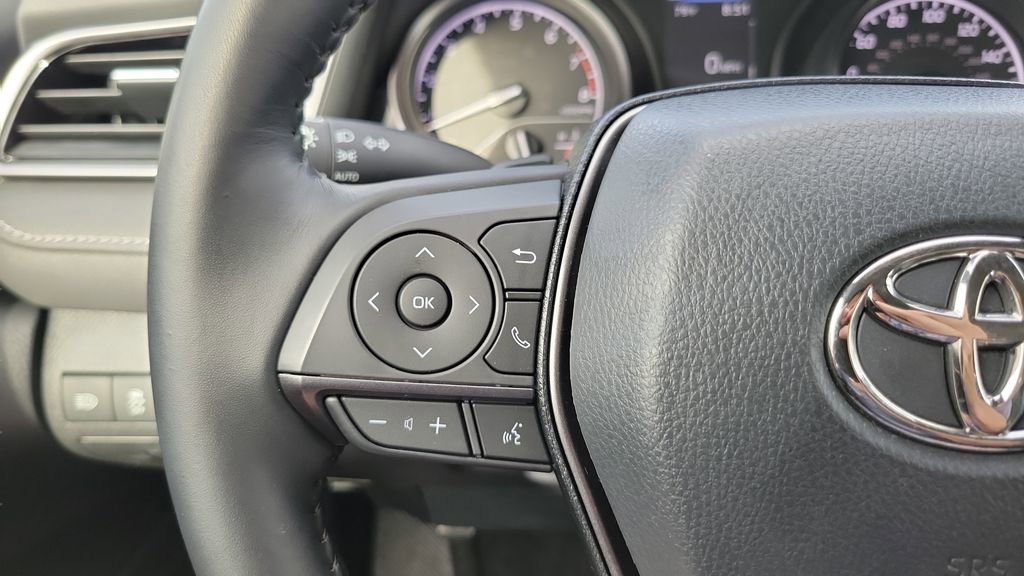 Used 2023 Toyota Camry SE image 25