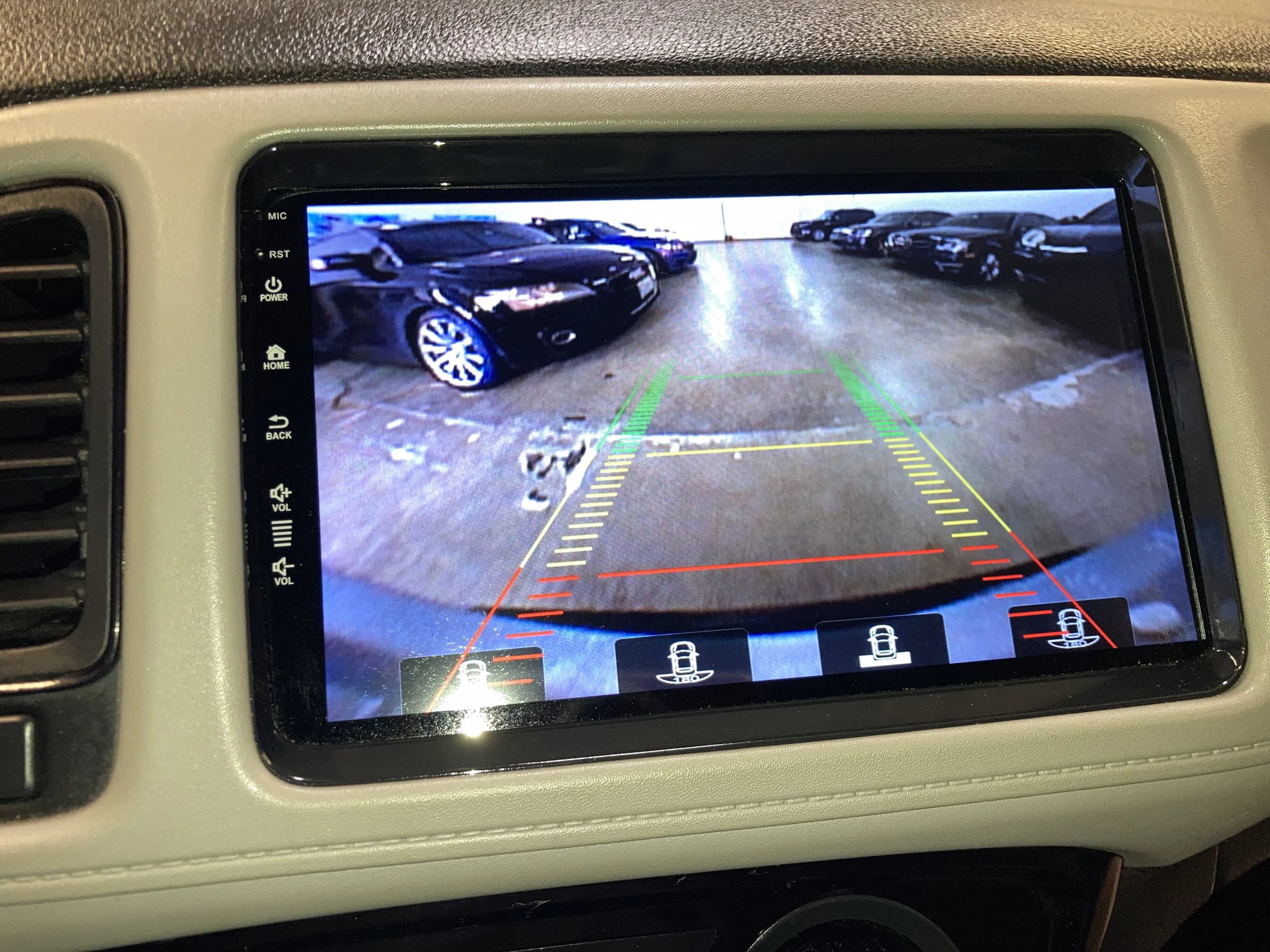 Used 2018 Honda HR-V LX image 36