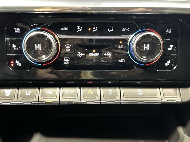 New 2026 GMC Sierra 3500 Denali w/ Denali Reserve Package image 13