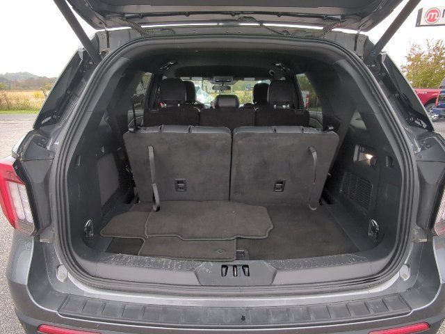 Used 2026 Ford Explorer ST-Line w/ ST-Line Street Pack AWD/4WD image 35