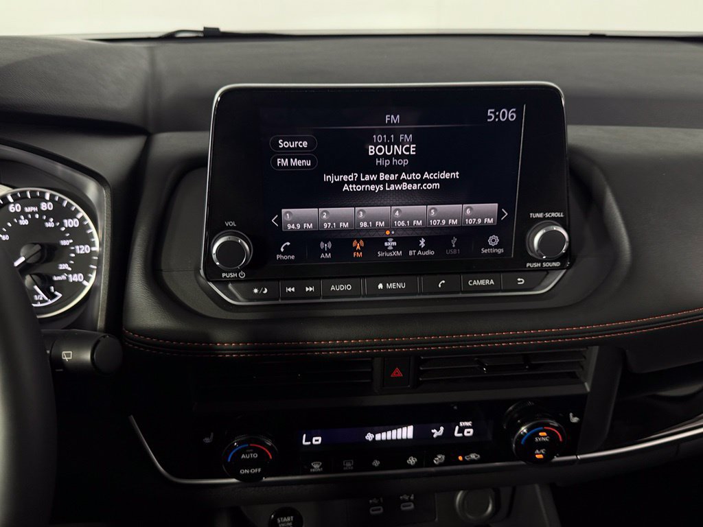 Used 2026 Nissan Rogue SV AWD/4WD image 18