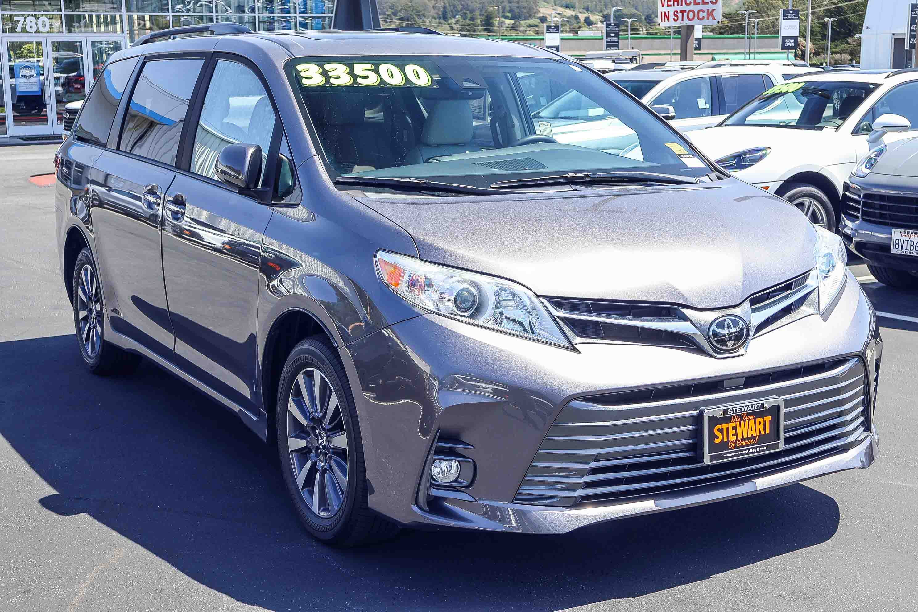 Used 2020 Toyota Sienna XLE w/ XLE Navigation Package AWD/4WD image 20