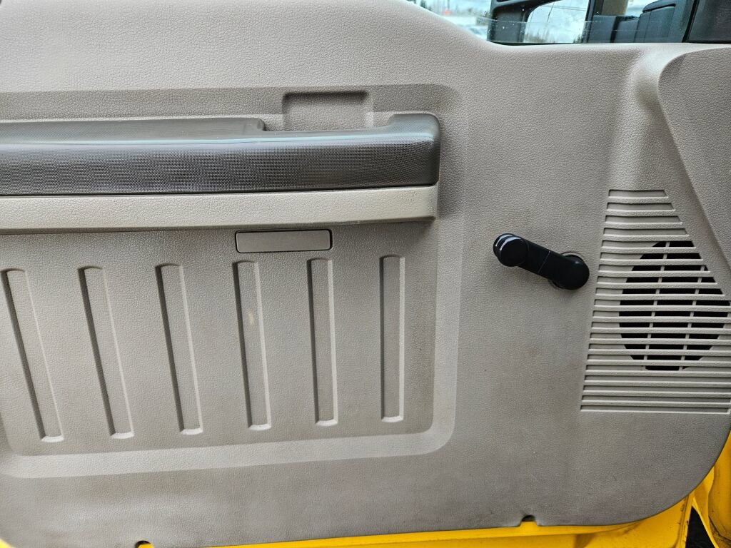 Used 2008 Ford F350 XL image 13