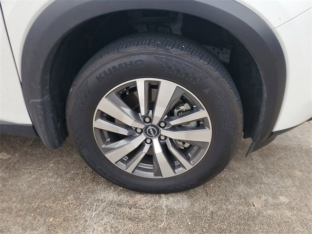 Used 2025 Nissan Pathfinder SL image 4