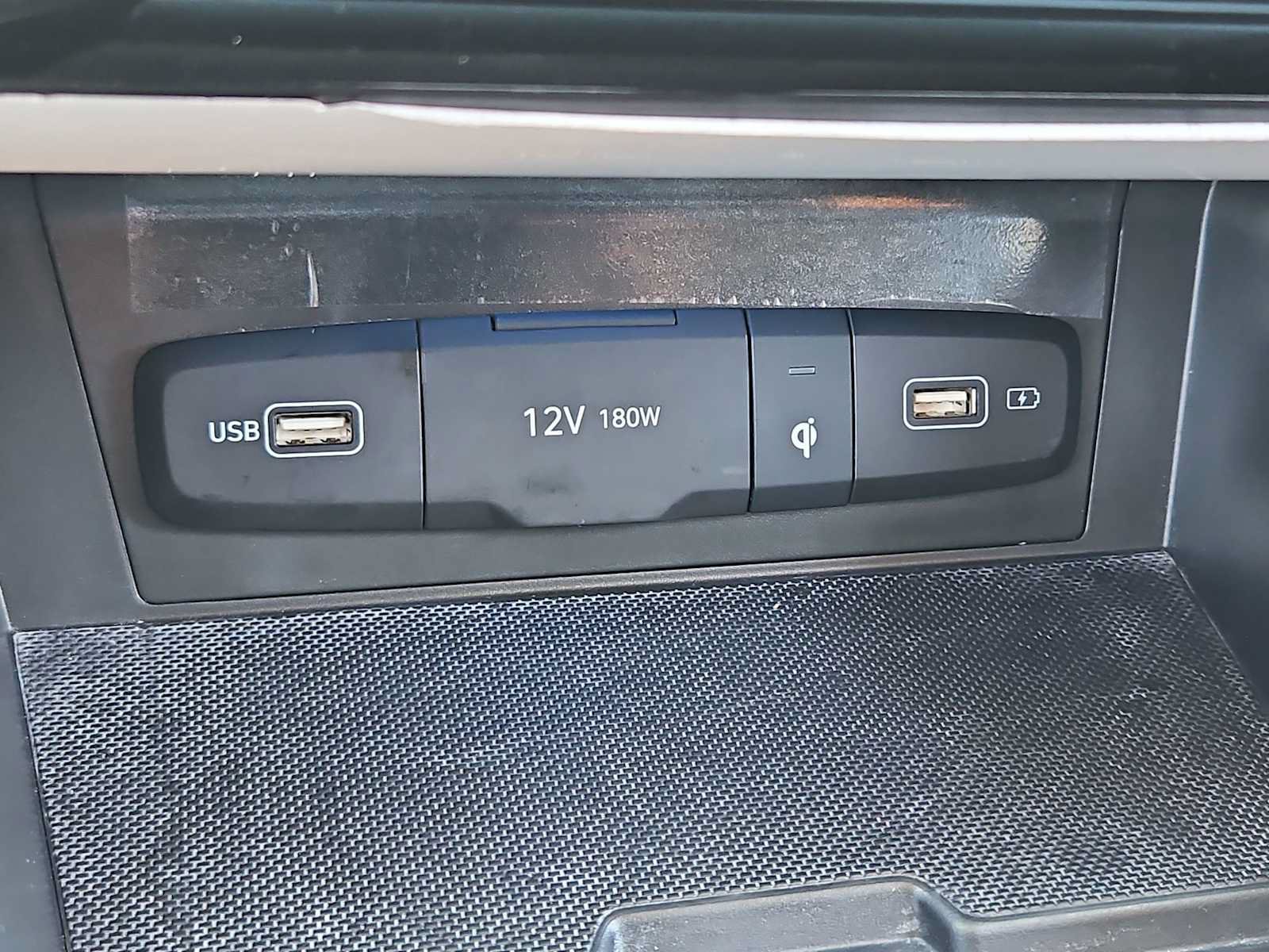 Certified 2022 Hyundai Tucson Limited AWD/4WD image 31