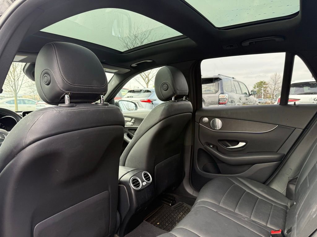 Used 2021 Mercedes-Benz GLC 300 4MATIC image 16