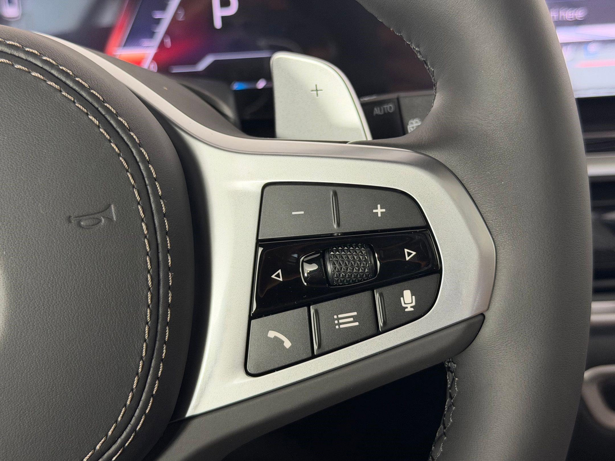 New 2026 BMW X5 sDrive40i w/ M Sport Package image 27