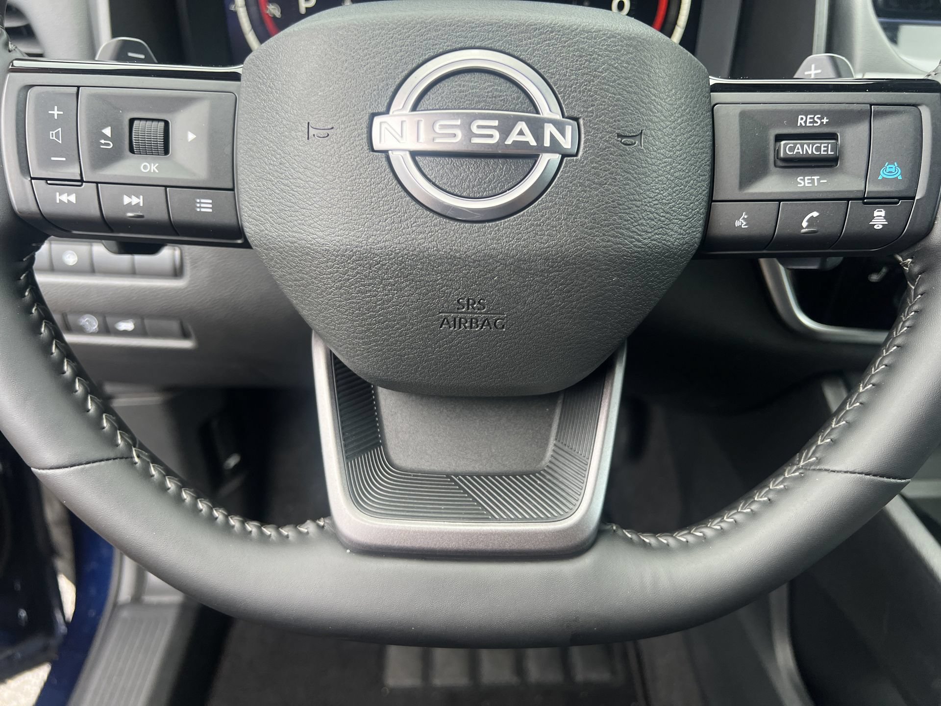 Certified 2026 Nissan Rogue SL FWD image 10