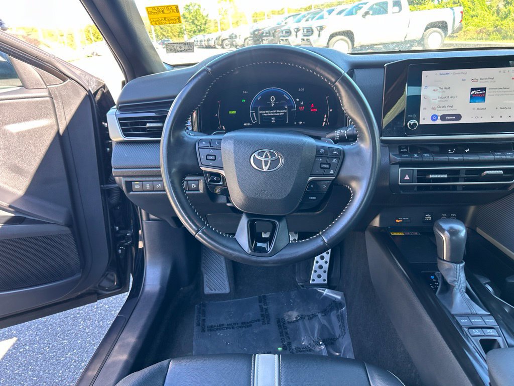 Certified 2025 Toyota Camry SE FWD image 13