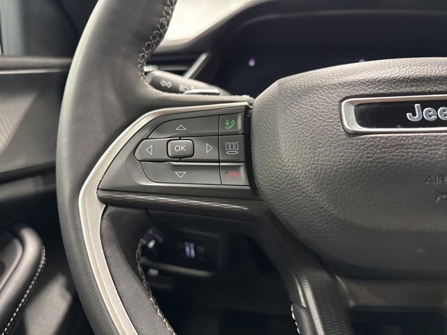 Used 2024 Jeep Grand Cherokee Altitude image 18