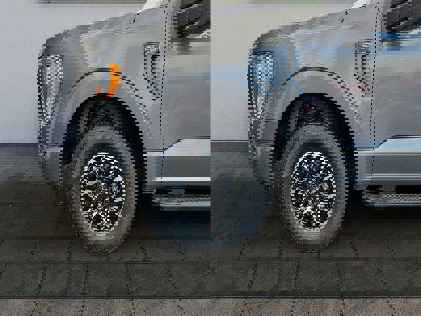 Certified 2023 Ford F150 XLT w/ Equipment Group 302A High image 26