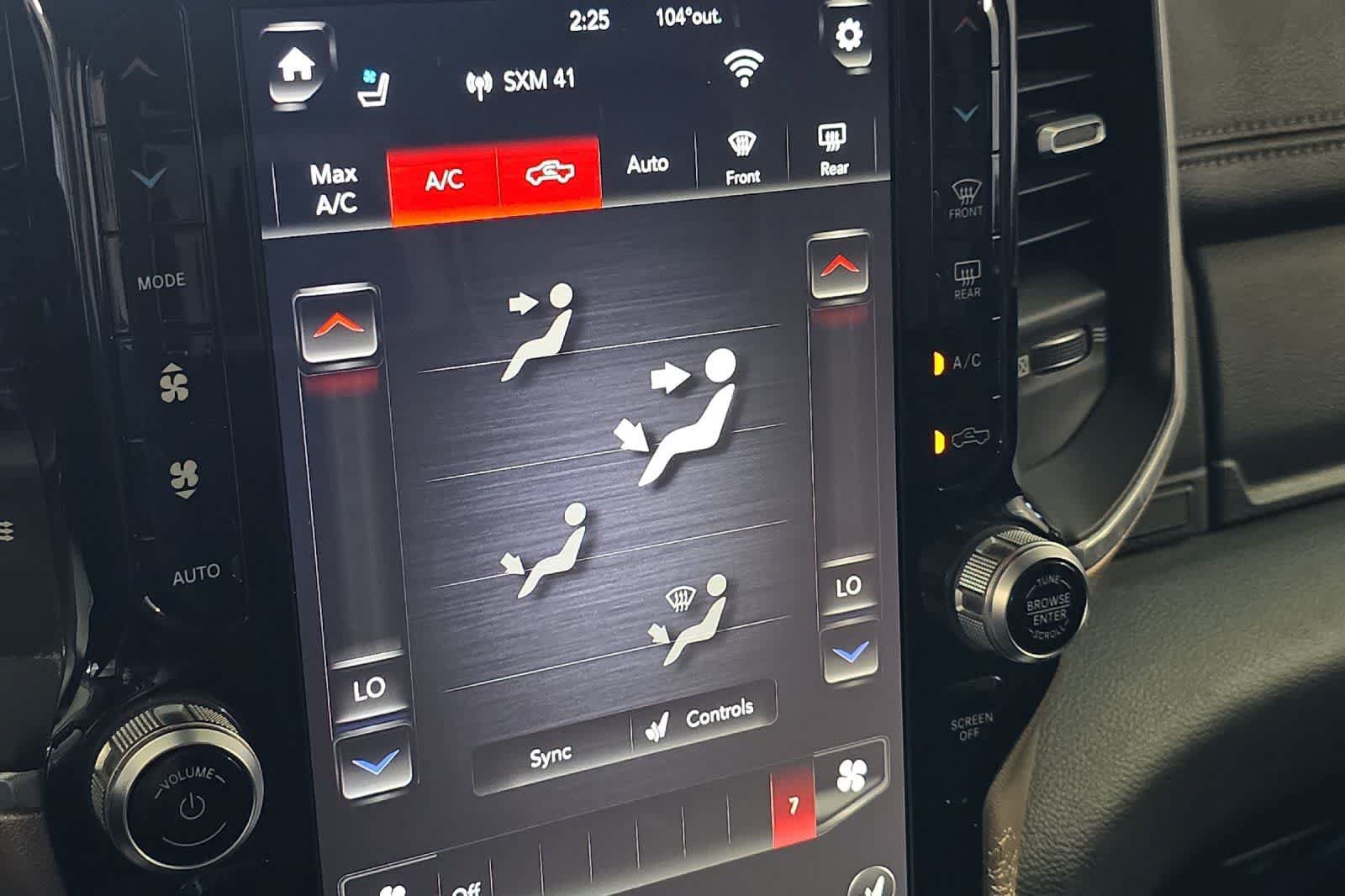 Used 2019 RAM 1500 Laramie RWD image 22