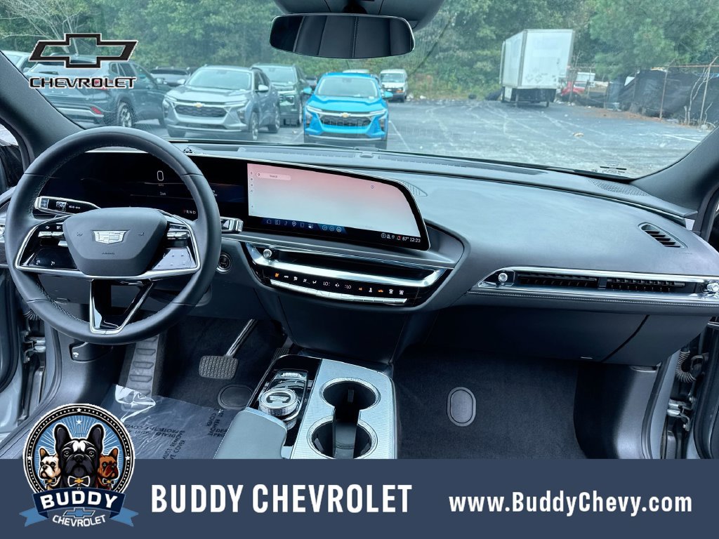 Used 2024 Cadillac Lyriq Tech RWD image 31