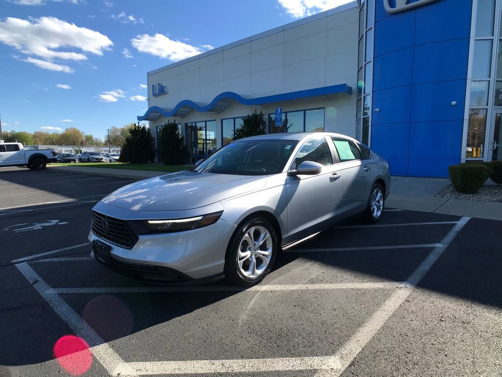 Used 2023 Honda Accord LX image 7