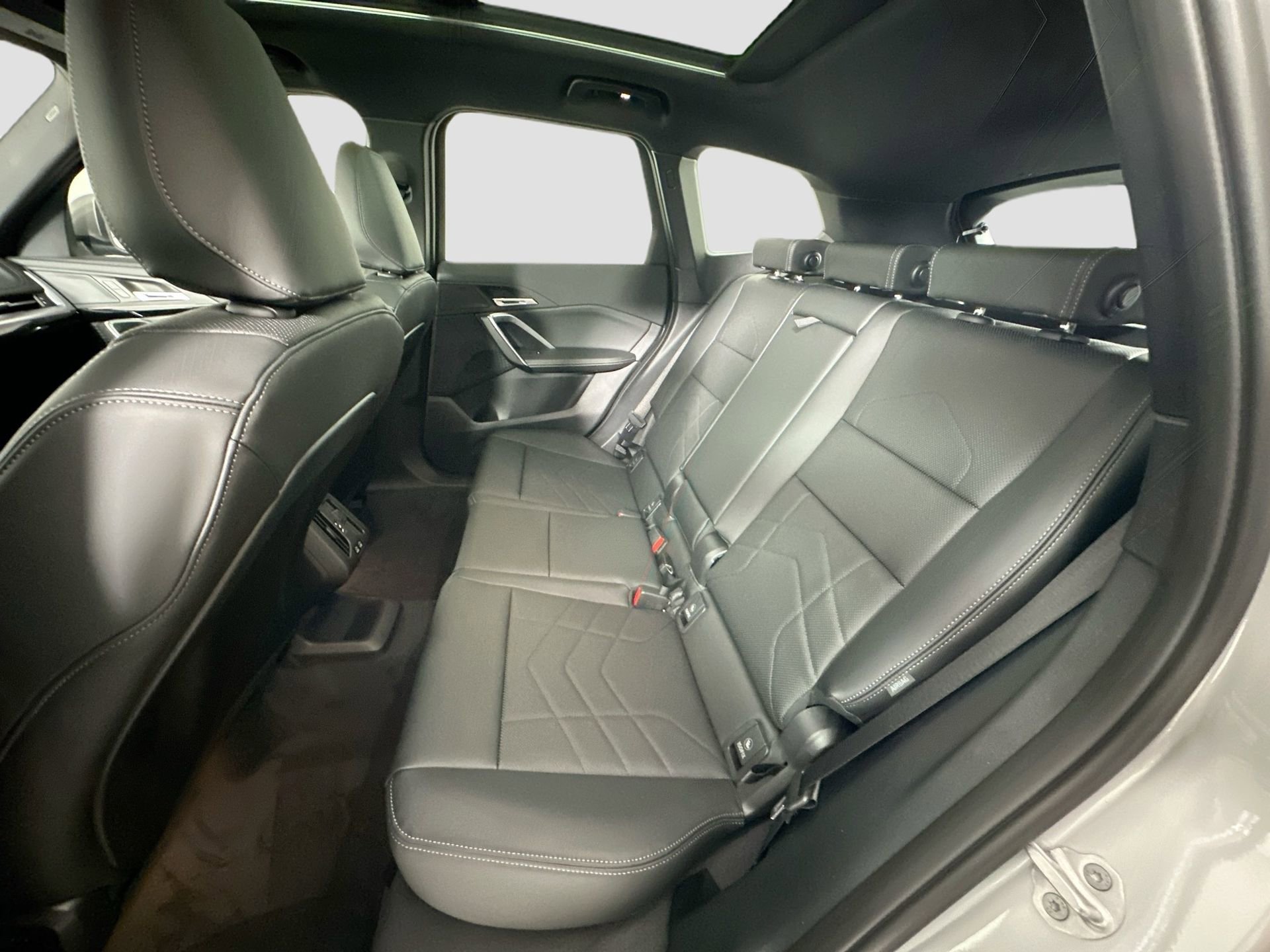 New 2026 BMW X1 xDrive28i w/ Technology Package image 25