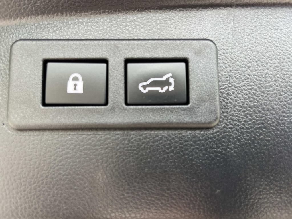 Used 2022 Subaru Outback Wilderness AWD/4WD image 21