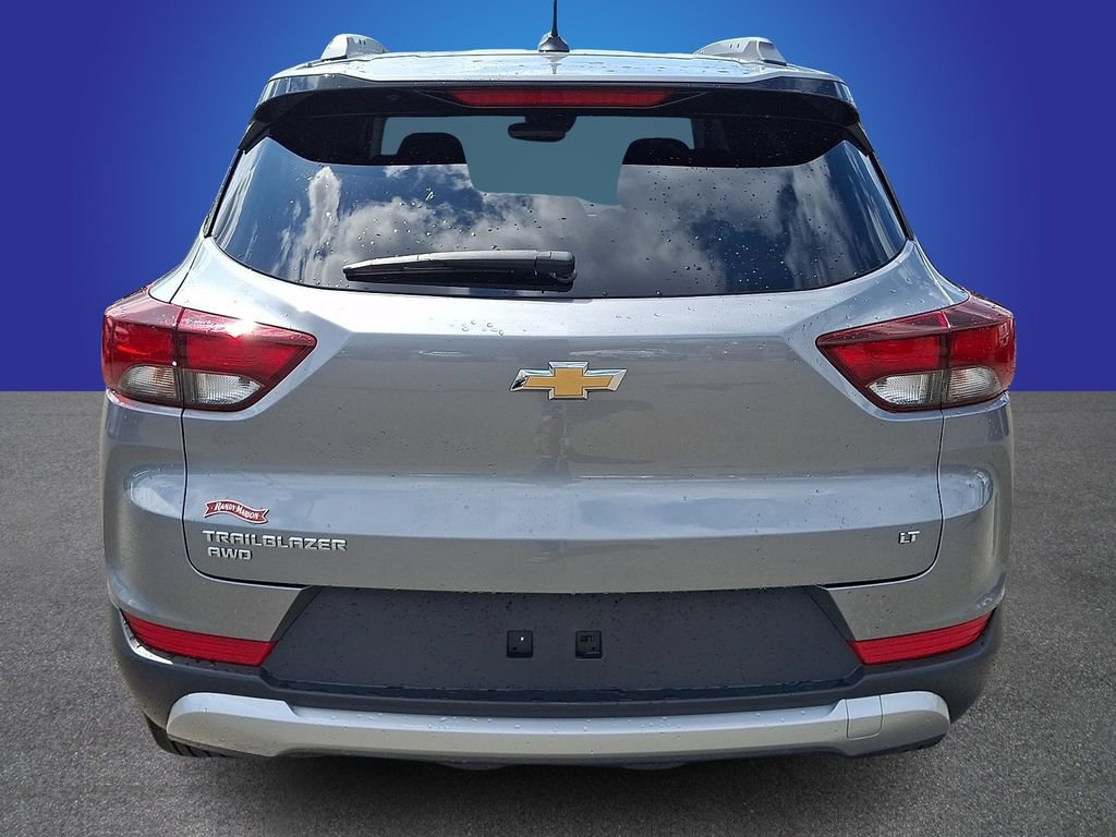 Used 2025 Chevrolet TrailBlazer LT AWD/4WD image 5