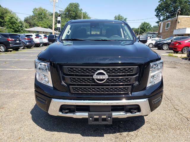 Certified 2024 Nissan Titan SV w/ SV Convenience Package image 10