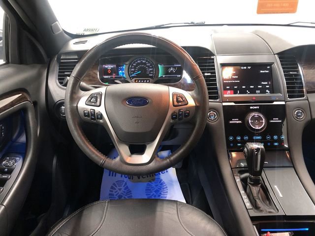 Used 2017 Ford Taurus Limited FWD image 15