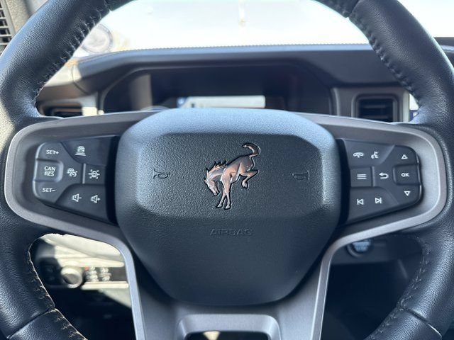 Used 2024 Ford Bronco Badlands w/ Sasquatch Package AWD/4WD image 22