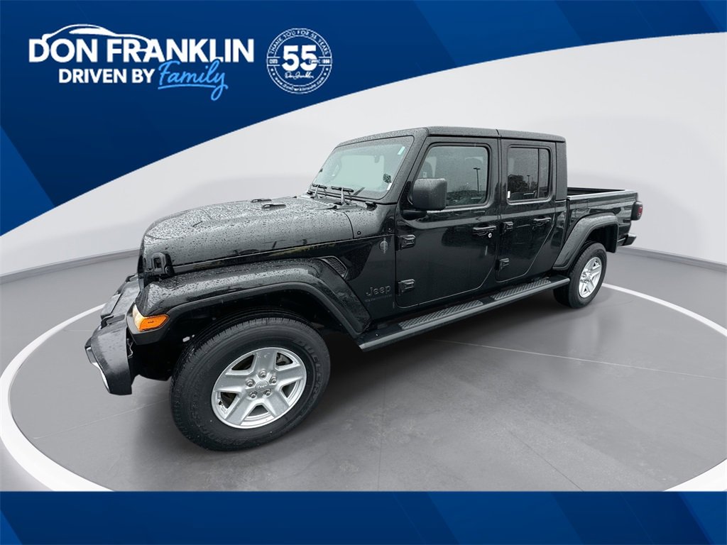 Used 2023 Jeep Gladiator Sport image 1