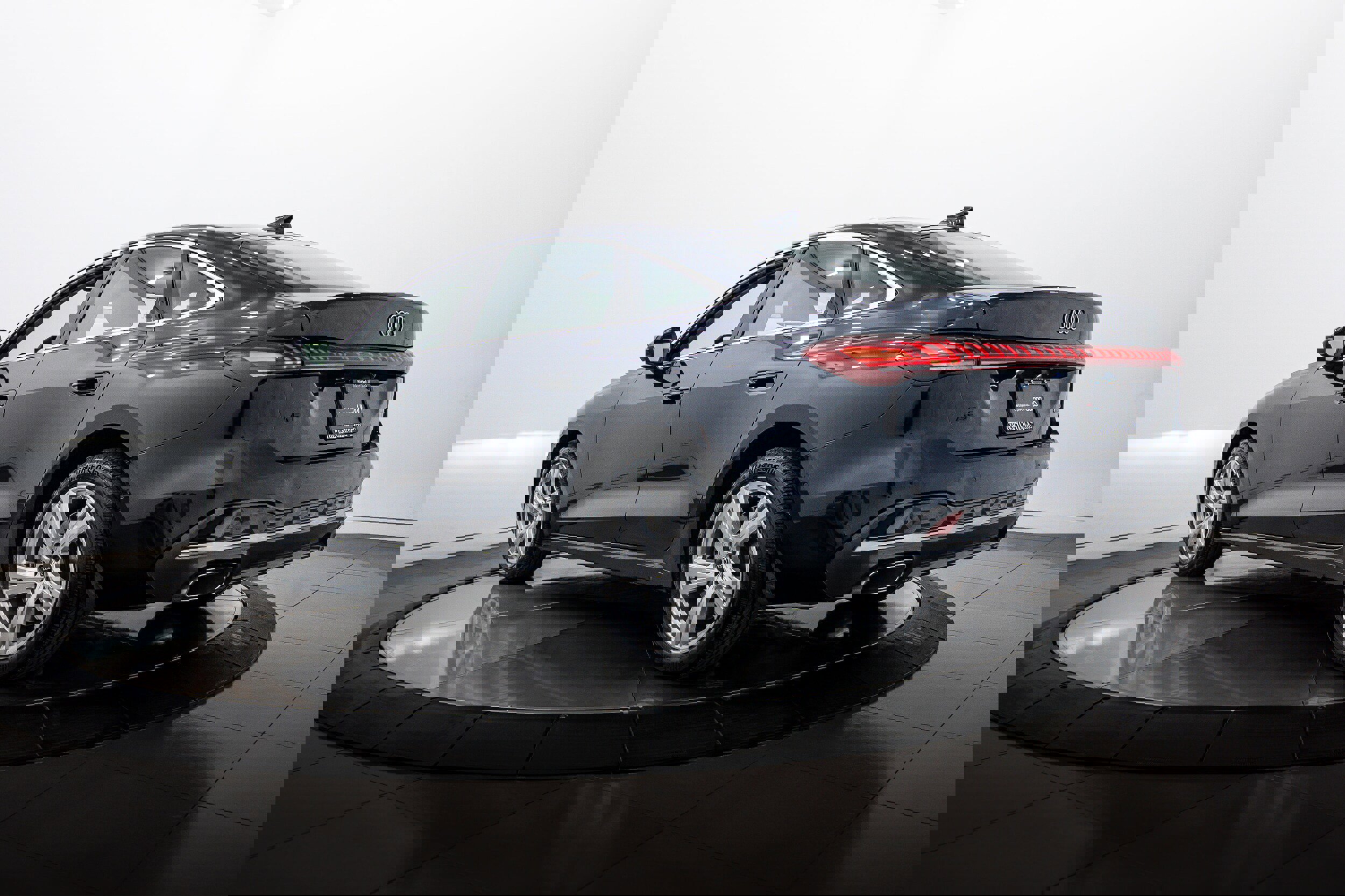 Certified 2025 Audi A5 2.0T Premium w/ Convenience Package image 6