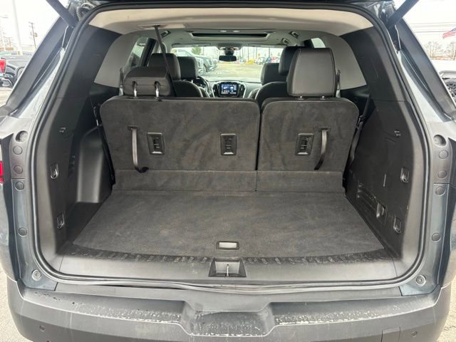 Used 2020 Chevrolet Traverse LT w/ LT Premium Package image 9