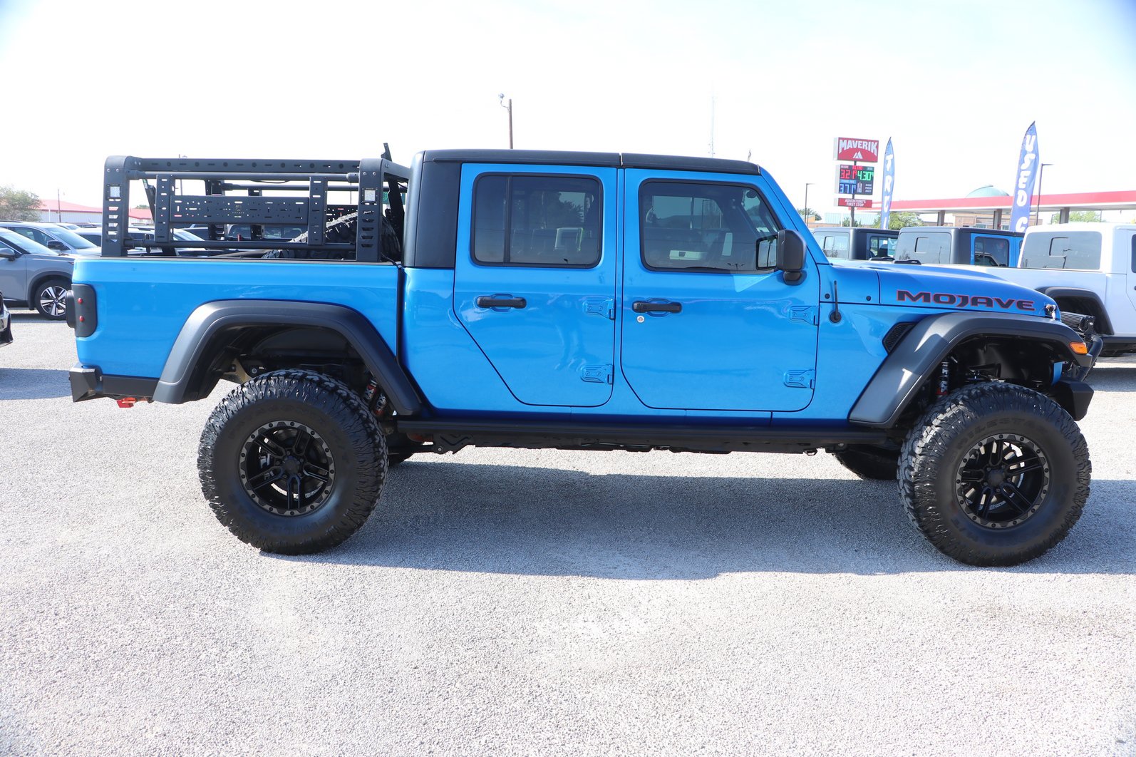 Used 2021 Jeep Gladiator Mojave AWD/4WD image 8