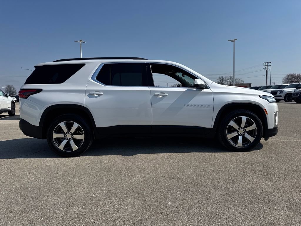 Used 2023 Chevrolet Traverse LT w/ LT Premium Package AWD/4WD image 8