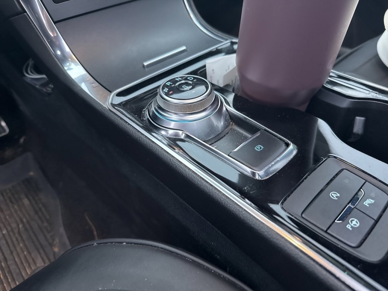 Used 2020 Ford Edge ST w/ Equipment Group 401A image 27