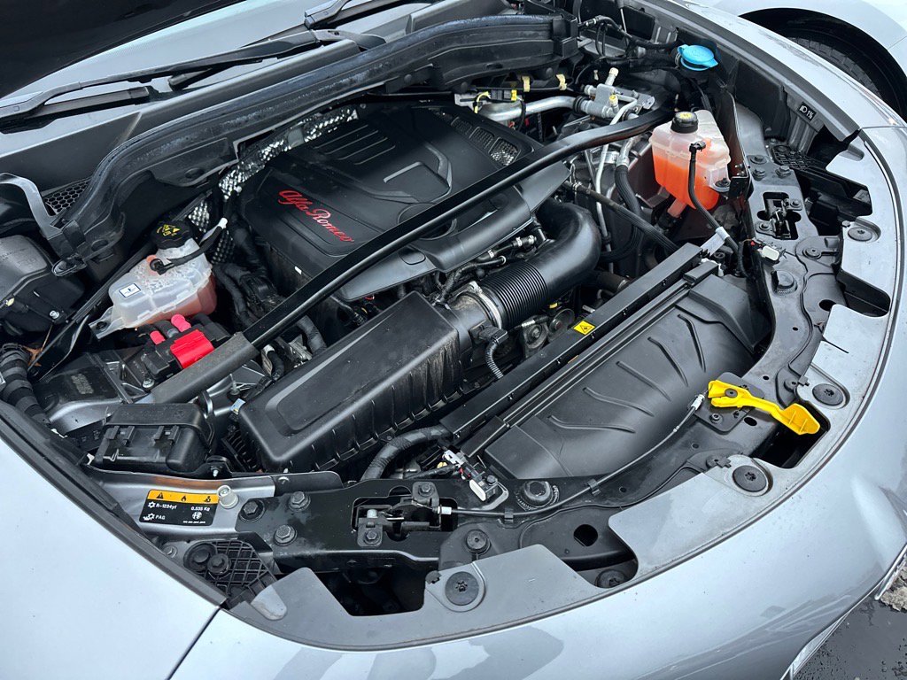 Used 2021 Alfa Romeo Stelvio Ti image 26