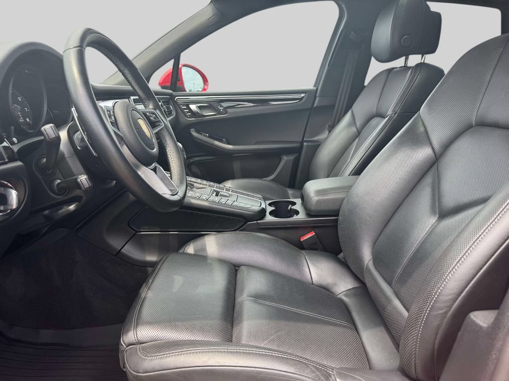 Used 2021 Porsche Macan AWD/4WD image 14