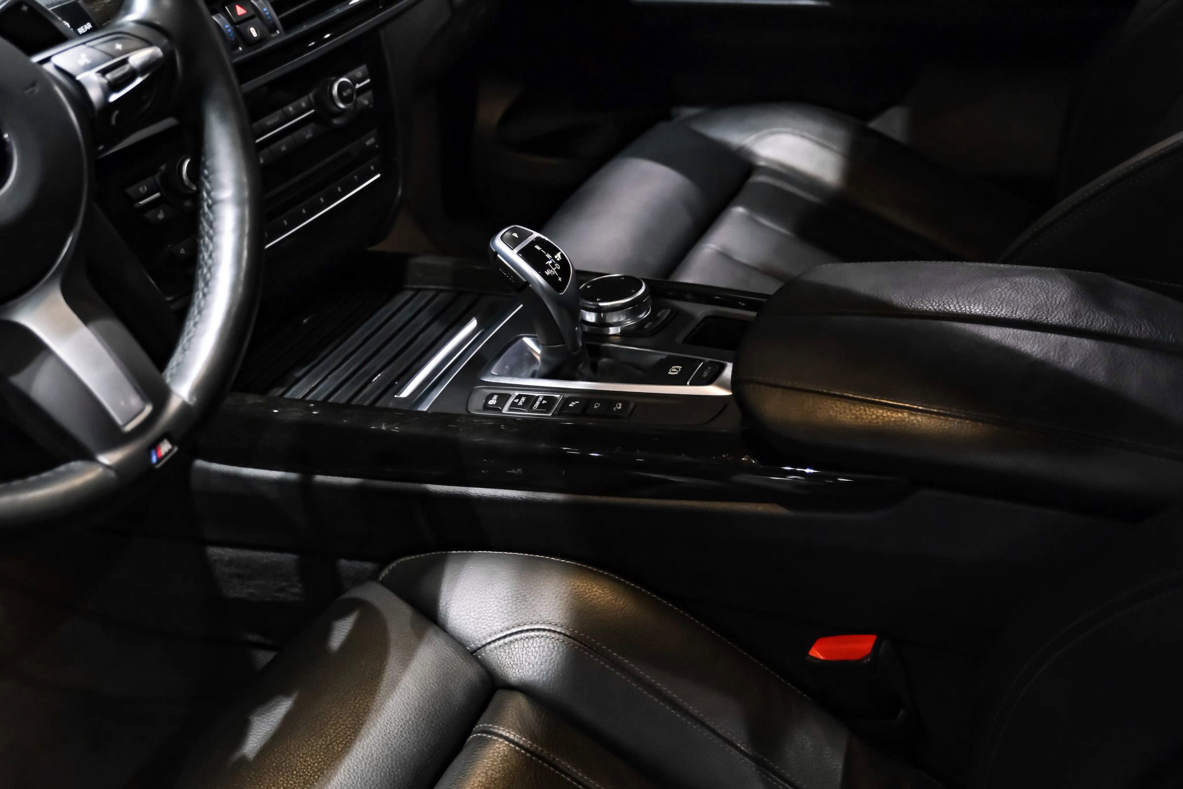 Used 2018 BMW X5 xDrive50i image 23