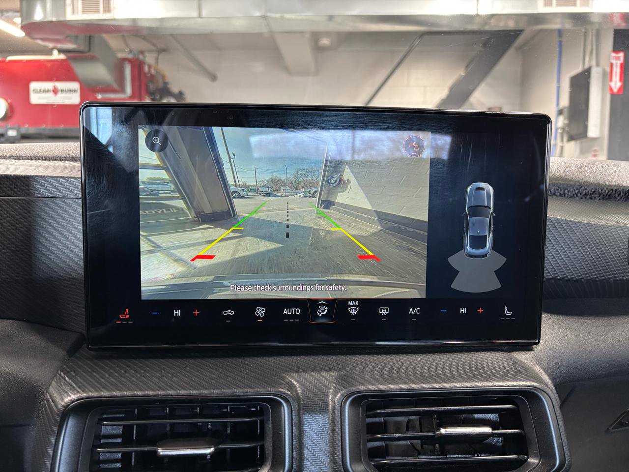 Used 2024 Ford Mustang Convertible image 23