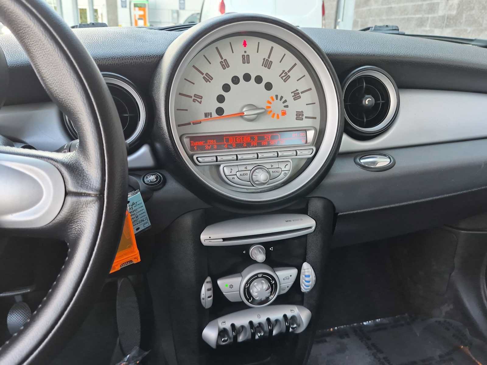 Used 2009 MINI Cooper Hardtop FWD image 22