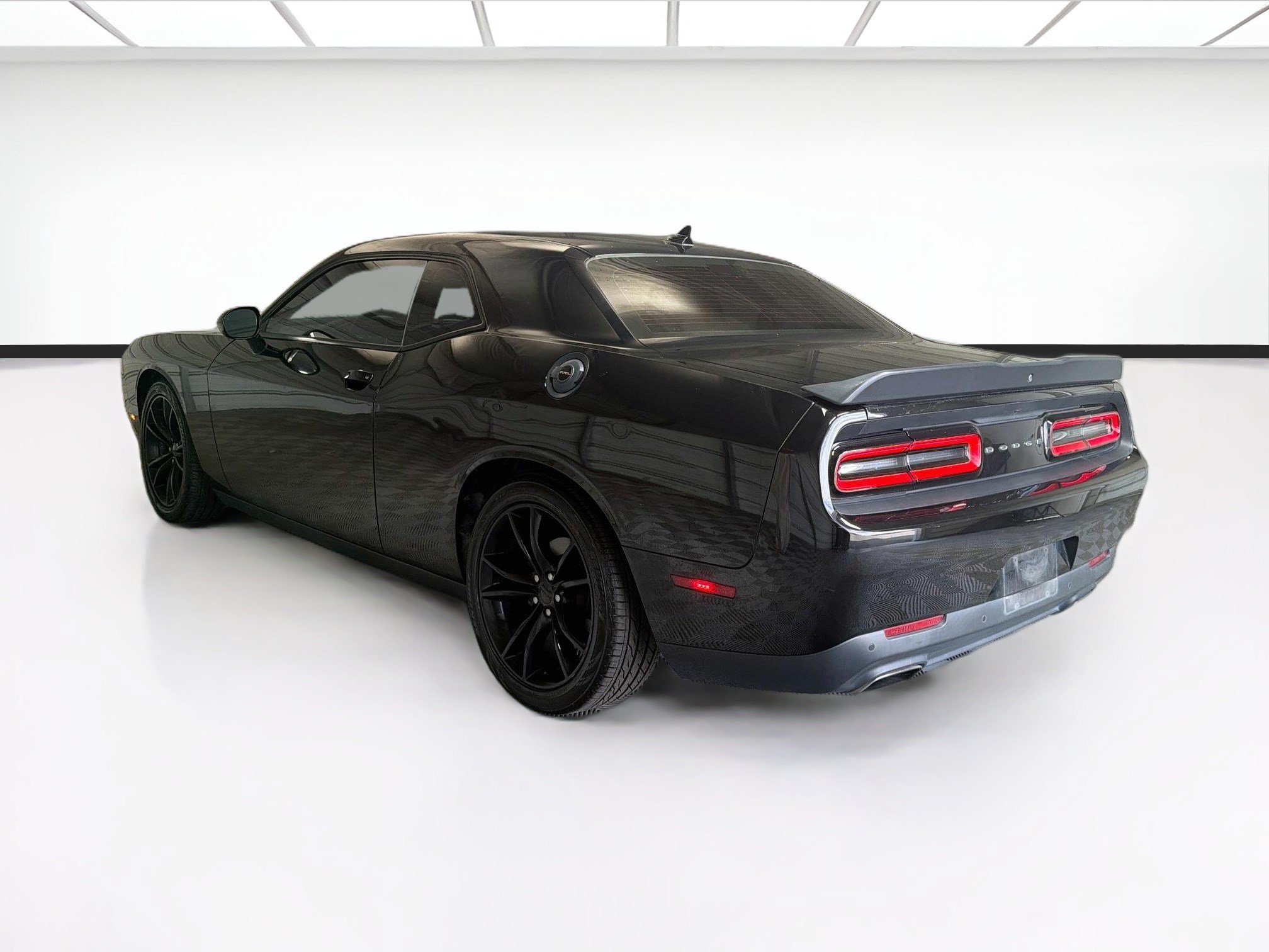 Used 2016 Dodge Challenger SXT w/ Blacktop Package RWD image 6