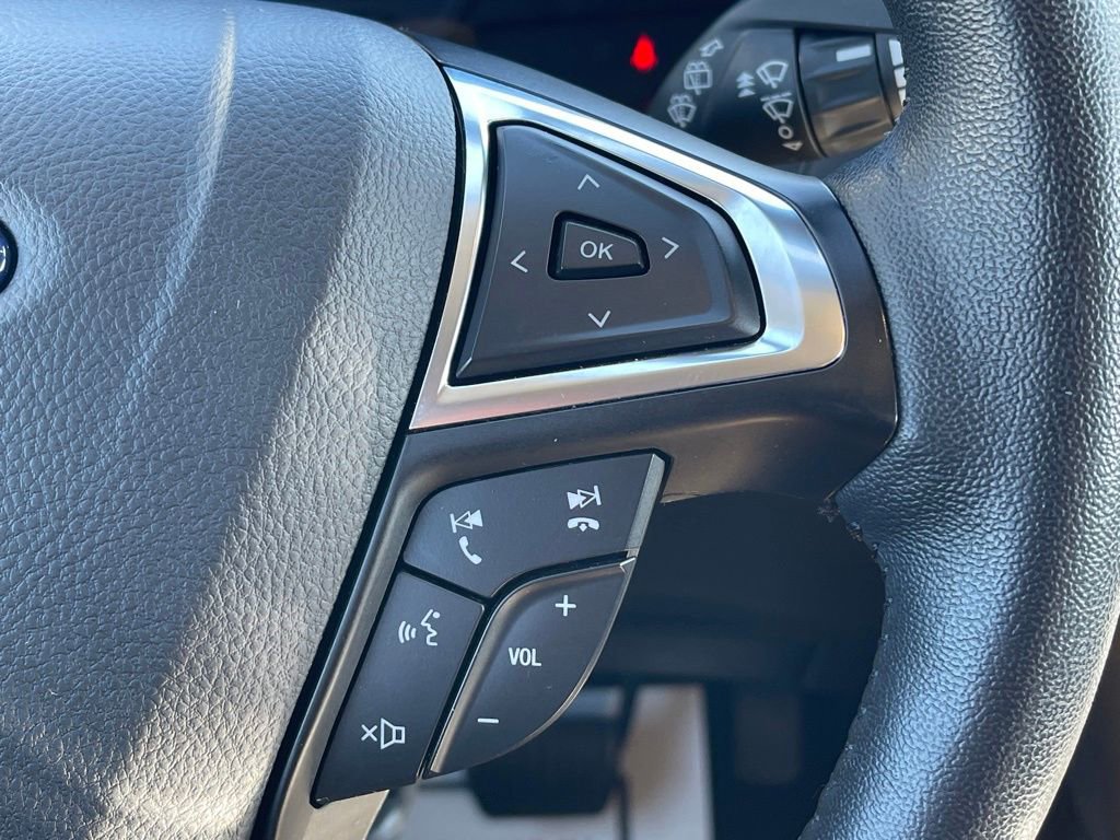 Used 2024 Ford Edge SEL image 6