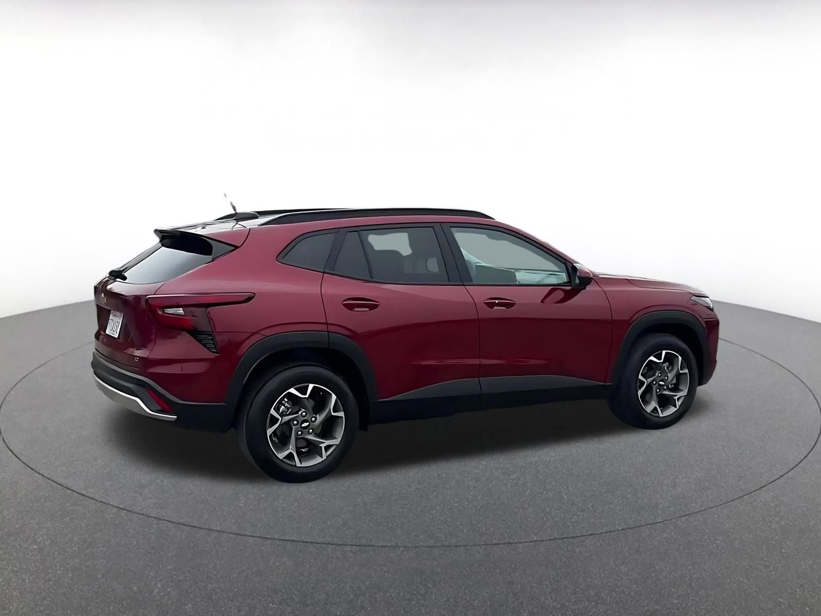 Used 2025 Chevrolet Trax LT w/ LT Convenience Package image 15