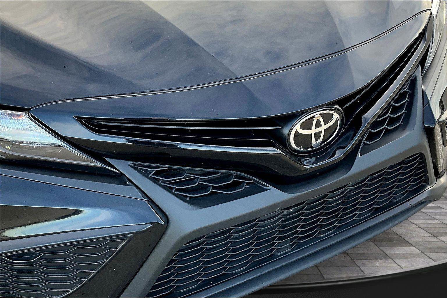 Used 2024 Toyota Camry SE image 22