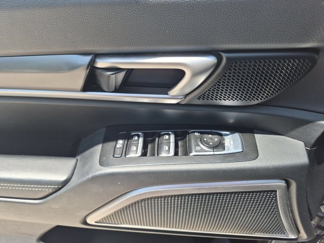 Used 2025 Kia Telluride S AWD/4WD image 13
